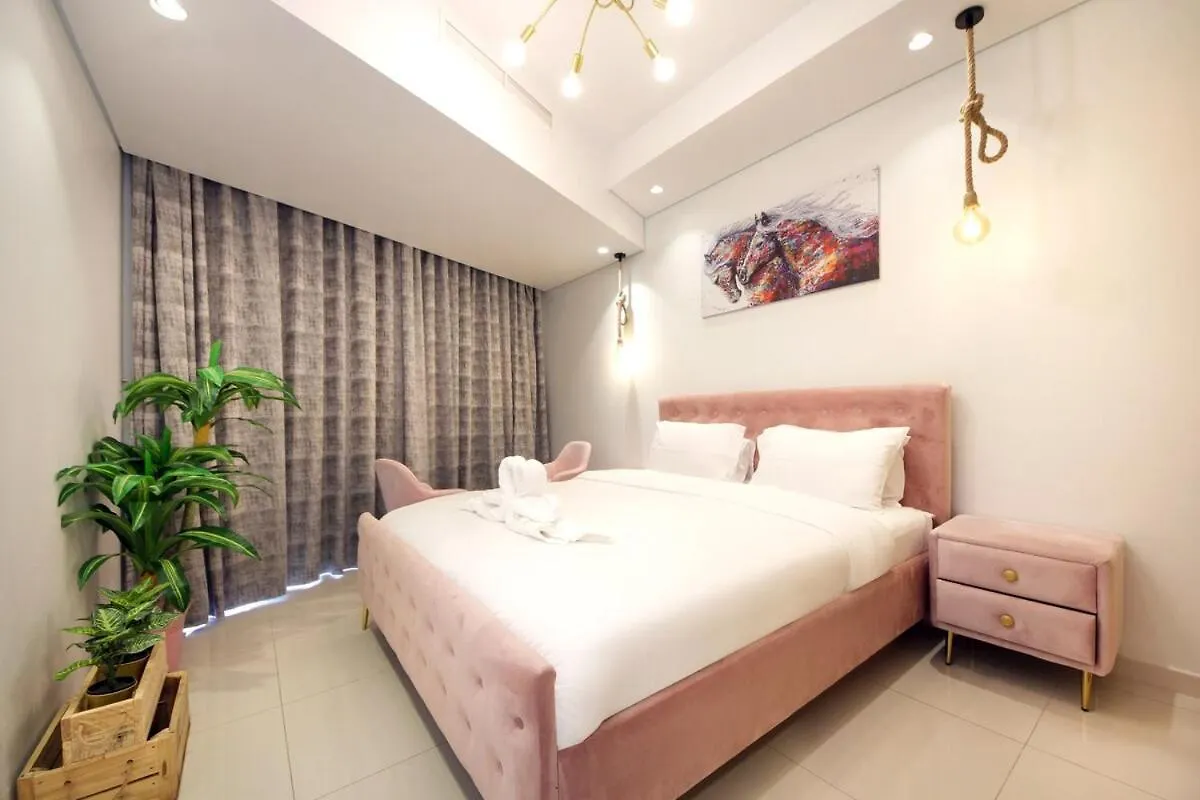 Apartment Luxury 2Br Paramount Apt Balcony With Pool And Gym Dubai