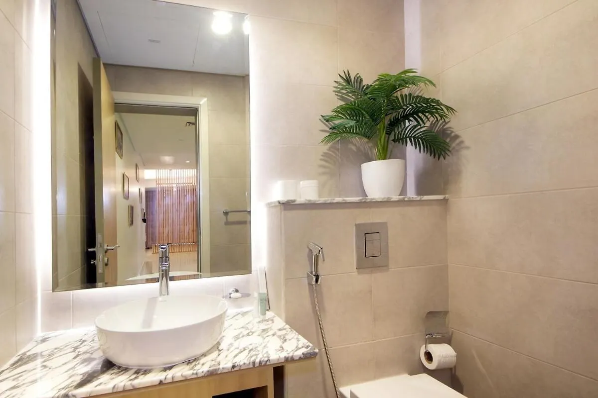 Luxury 2Br Paramount Apt Balcony With Pool And Gym Dubai