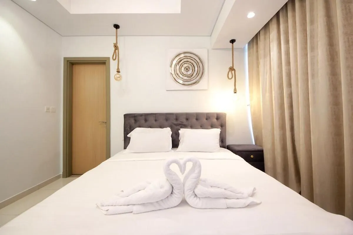 Luxury 2Br Paramount Apt Balcony With Pool And Gym Dubai Apartment