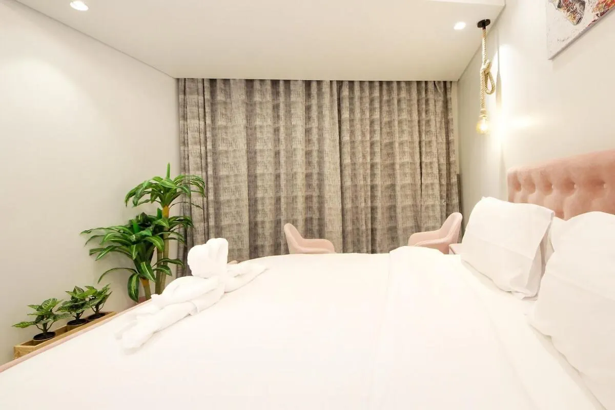 Apartment Luxury 2Br Paramount Apt Balcony With Pool And Gym Dubai